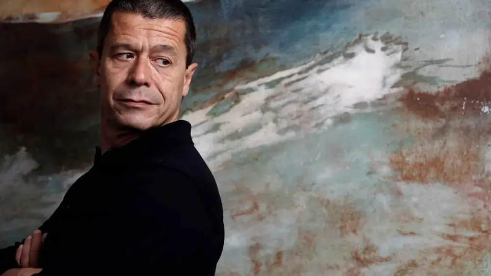 Emmanuel Carrère: O escritor das contradições